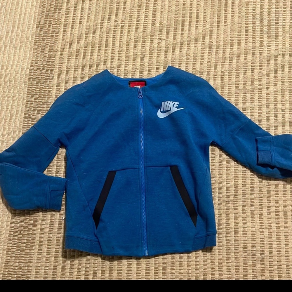 Nike tech fleece zip up jacket
